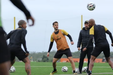 Na briga pelo acesso à Série A, Criciúma recebe o América-MG no HH