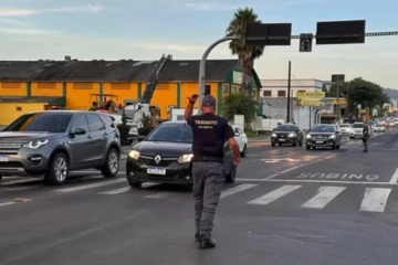 Avenida Centenário terá mudança no acesso à rua Giácomo Biléssimo a partir de segunda-feira