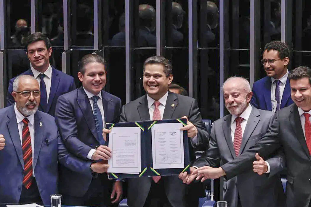 Congresso promulga emenda do fim da 6x1; veja quando nova escala começa