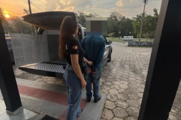 Investigado por crimes sexuais contra filha e enteadas é indiciado pela Polícia Civil