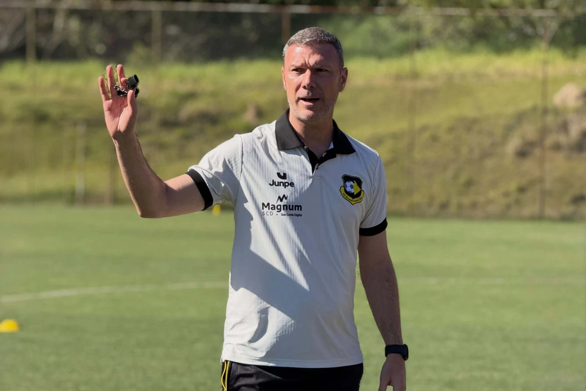 ‘Foi um jogo bastante truncado’, avalia Bergantin sobre vitória do Criciúma