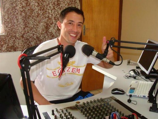 Rádio comunitária do Arroio transmite propaganda eleitoral 