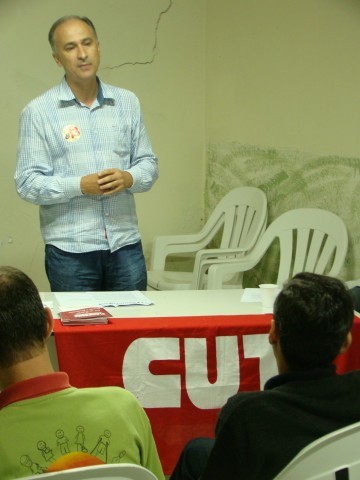Sandro Maciel se compromete com sindicalistas