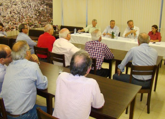 Acic, CDL, AJE e Ampe ouvem propostas de Márcio