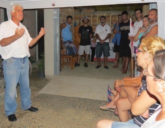 Décio expõe propostas em Pedreiras