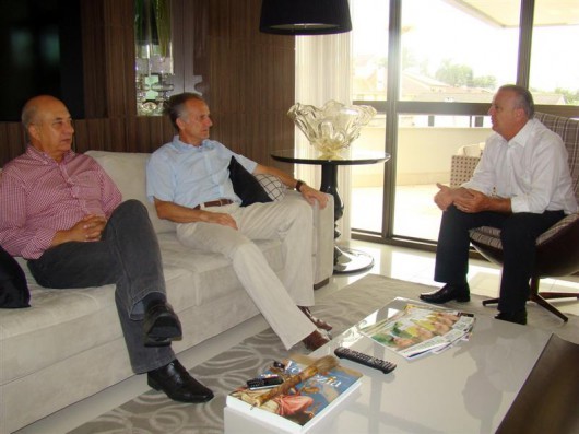 Presidente da Acic recebe Márcio e Coral