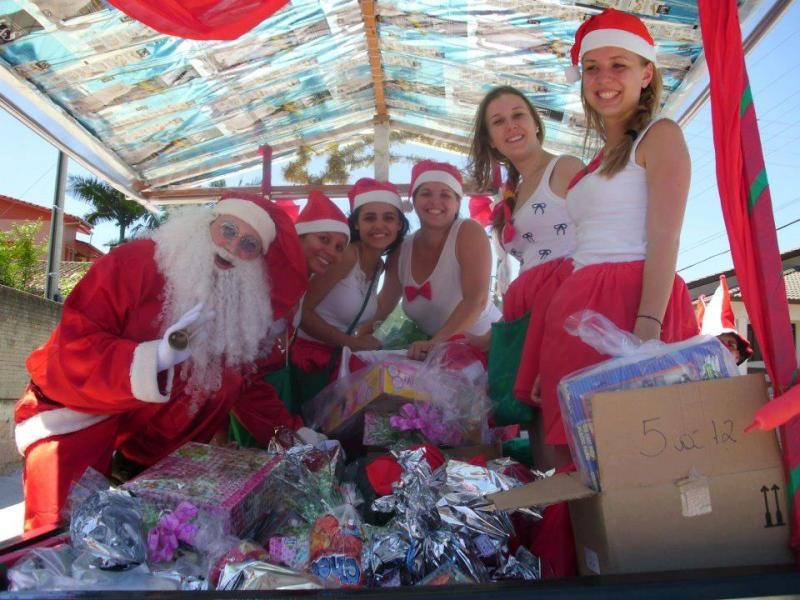 Ajude a fazer um Natal Muito + Feliz