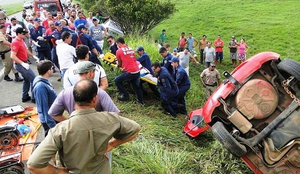Colisão frontal mata uma motorista e deixa outra ferida nesta manhã